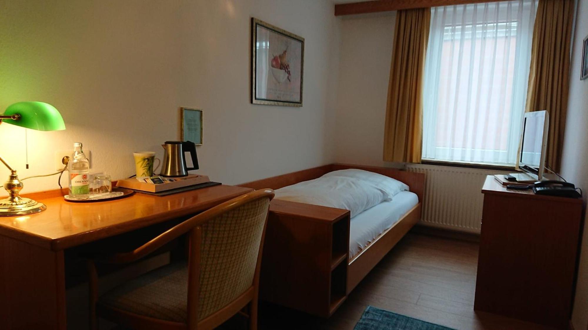 Hotel Wuerttemberger Hof Garni Rottenburg am Neckar ภายนอก รูปภาพ