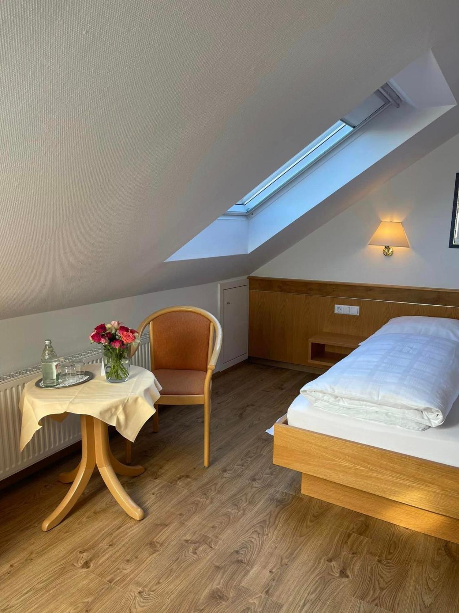 Hotel Wuerttemberger Hof Garni Rottenburg am Neckar ภายนอก รูปภาพ