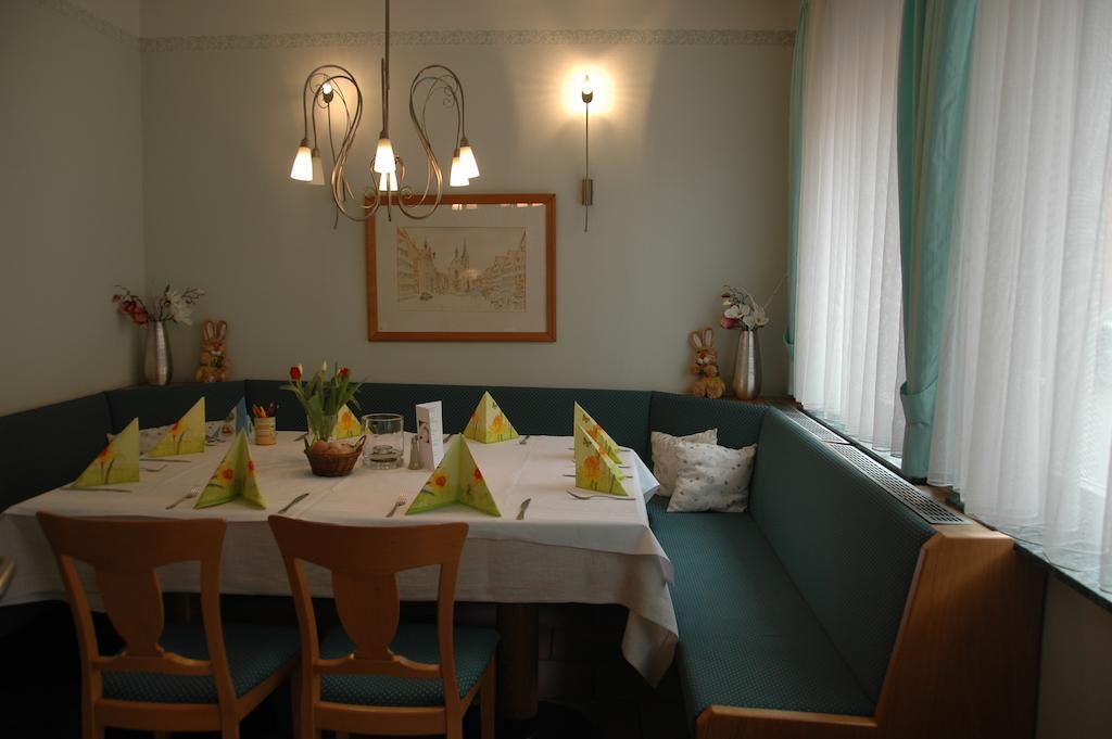 Hotel Wuerttemberger Hof Garni Rottenburg am Neckar ภายนอก รูปภาพ