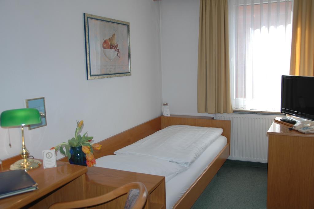 Hotel Wuerttemberger Hof Garni Rottenburg am Neckar ภายนอก รูปภาพ